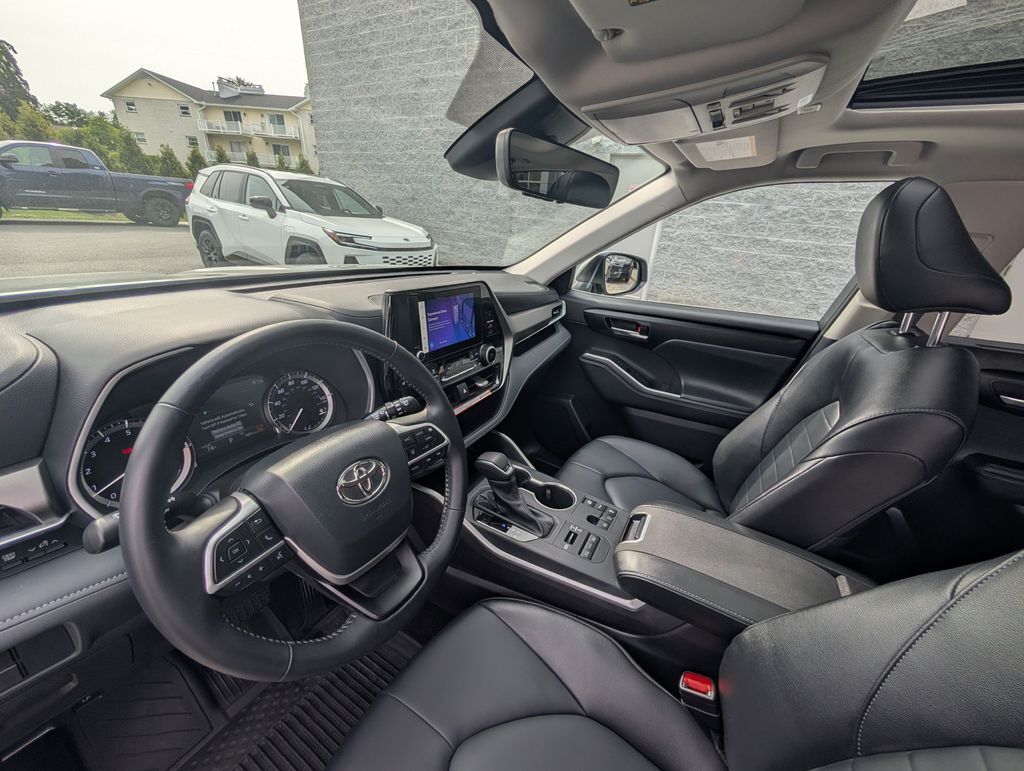 2025 Toyota Highlander XLE Cockeysville MD