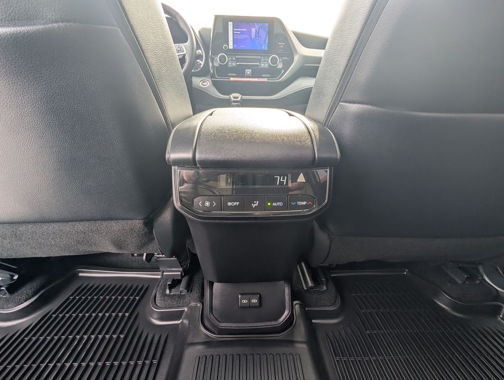 2025 Toyota Highlander XLE Cockeysville MD