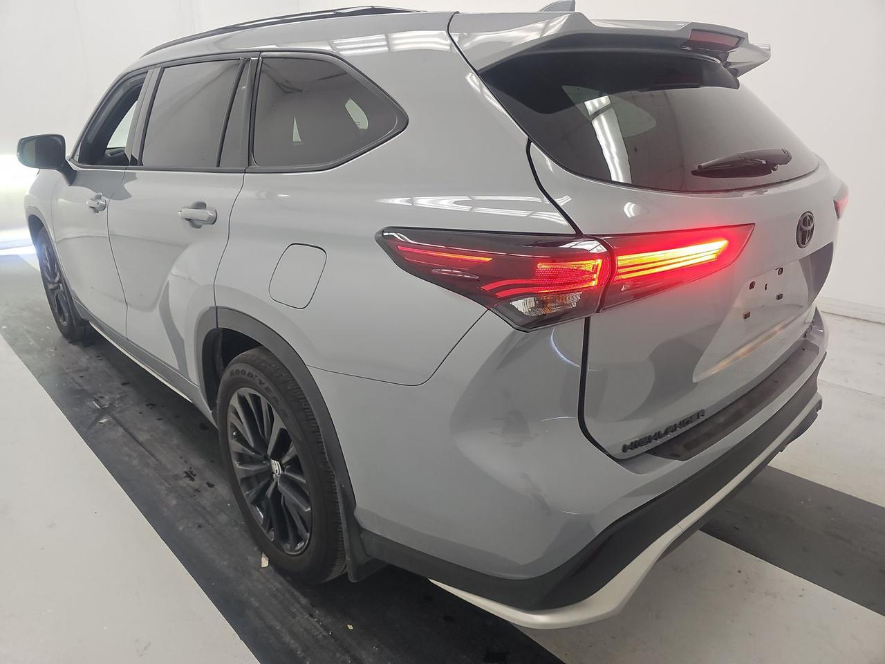 2025 Toyota Highlander XSE Knoxville TN