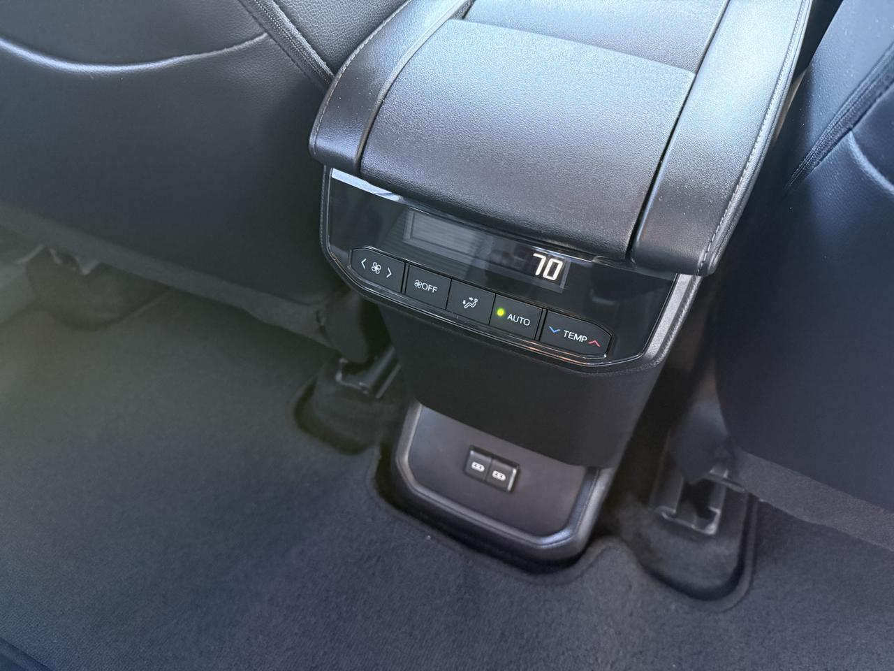 2025 Toyota Highlander XSE Knoxville TN