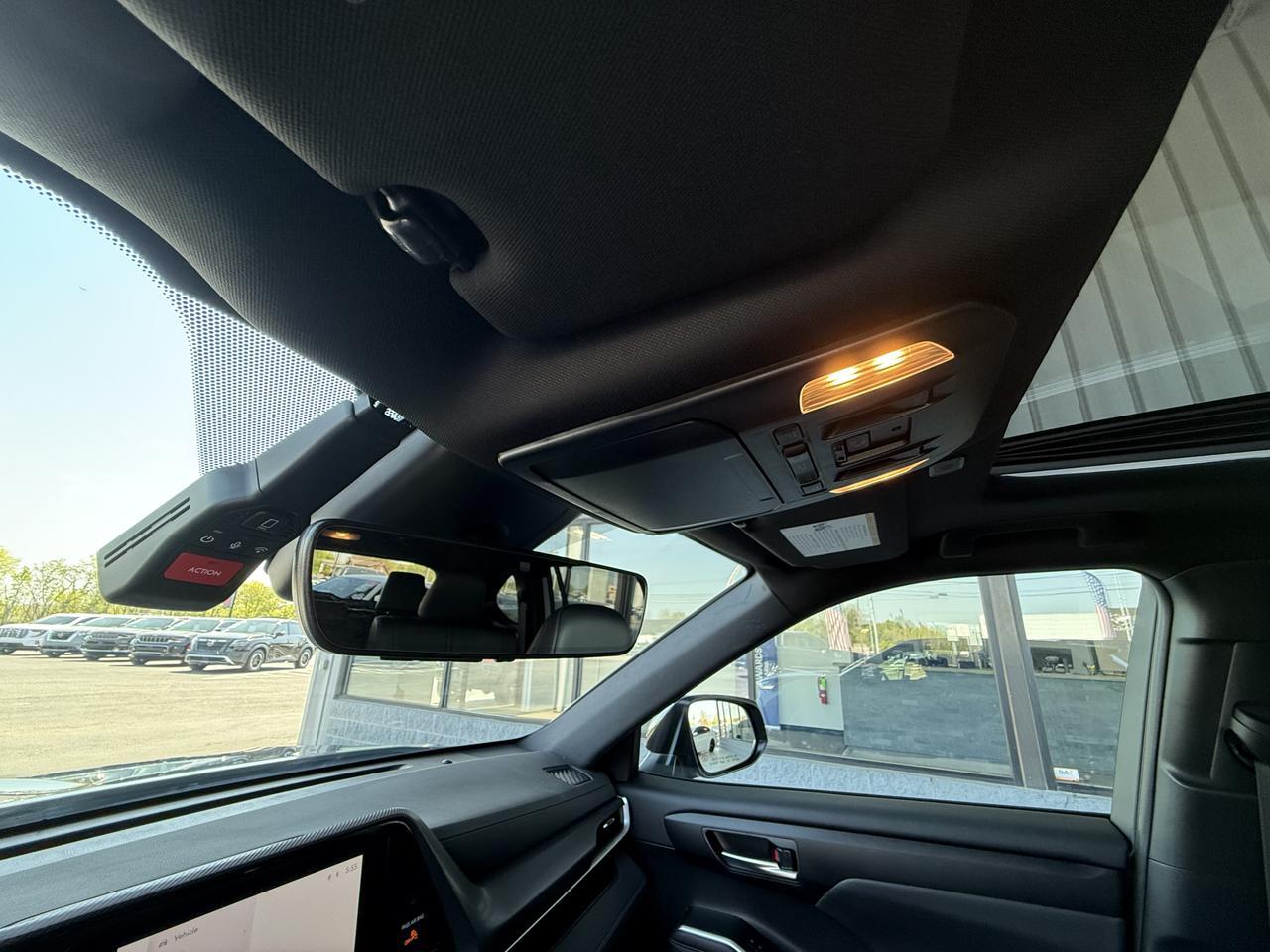 2025 Toyota Highlander XSE Knoxville TN