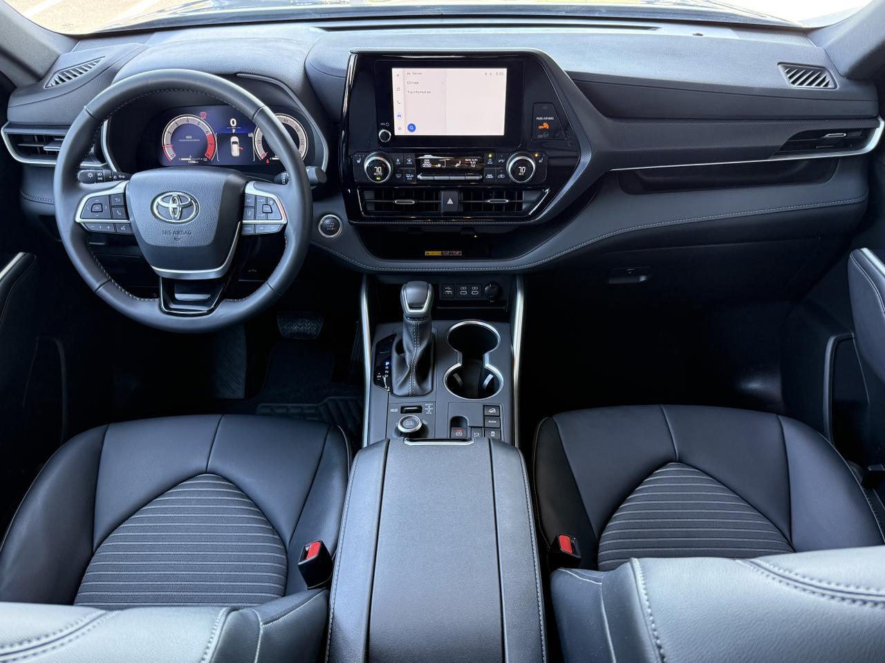 2025 Toyota Highlander XSE Knoxville TN