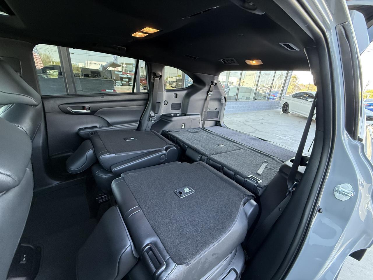 2025 Toyota Highlander XSE Knoxville TN