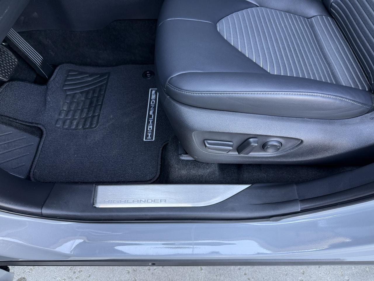 2025 Toyota Highlander XSE Knoxville TN