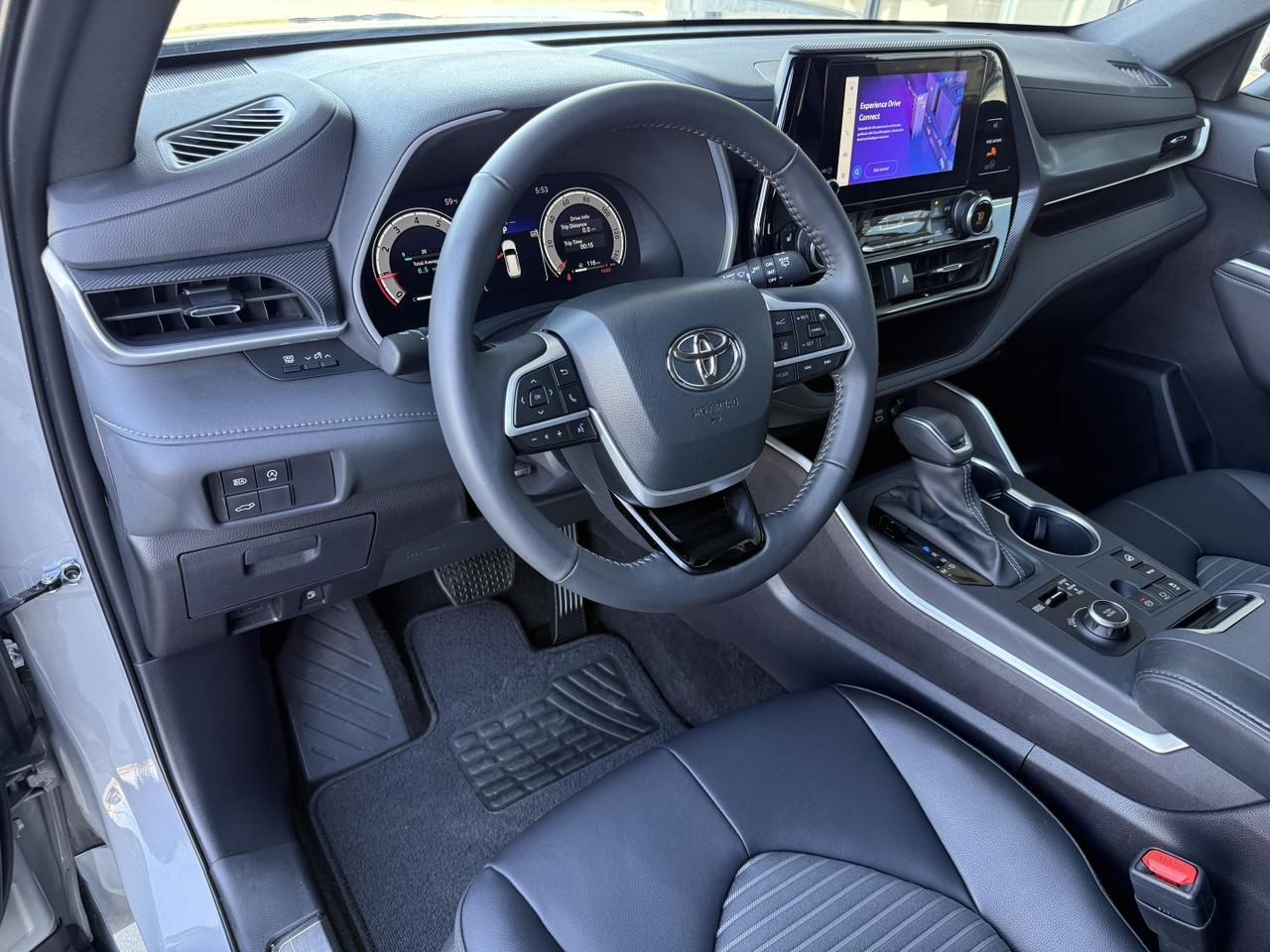 2025 Toyota Highlander XSE Knoxville TN