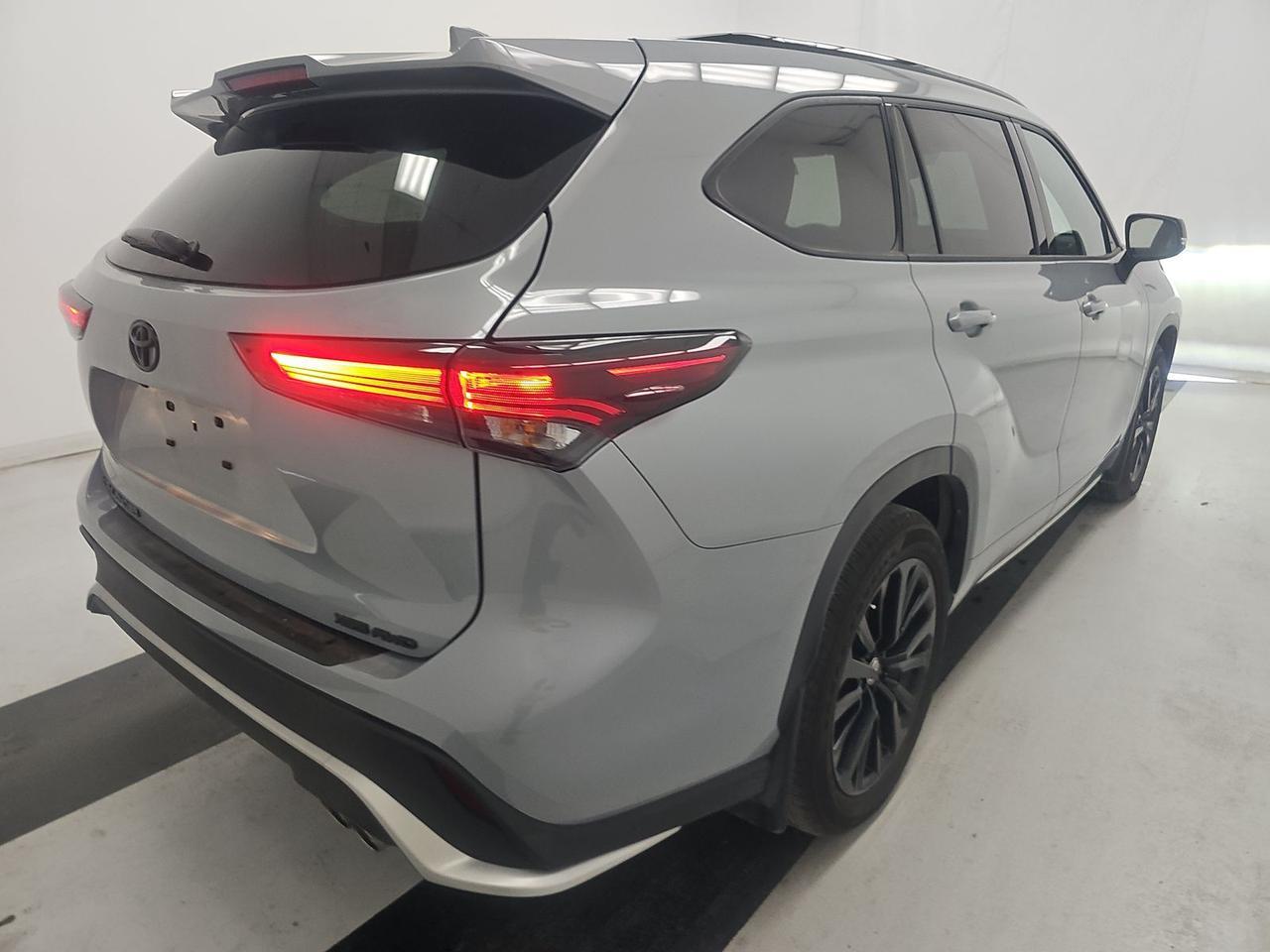 2025 Toyota Highlander XSE Knoxville TN