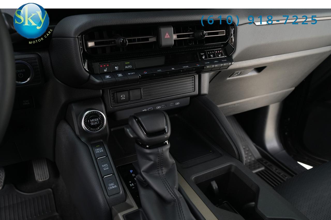 2025 Toyota Land Cruiser 4WD PREMIUM PACKAGE West Chester PA