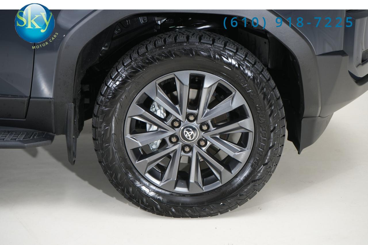 2025 Toyota Land Cruiser 4WD PREMIUM PACKAGE West Chester PA