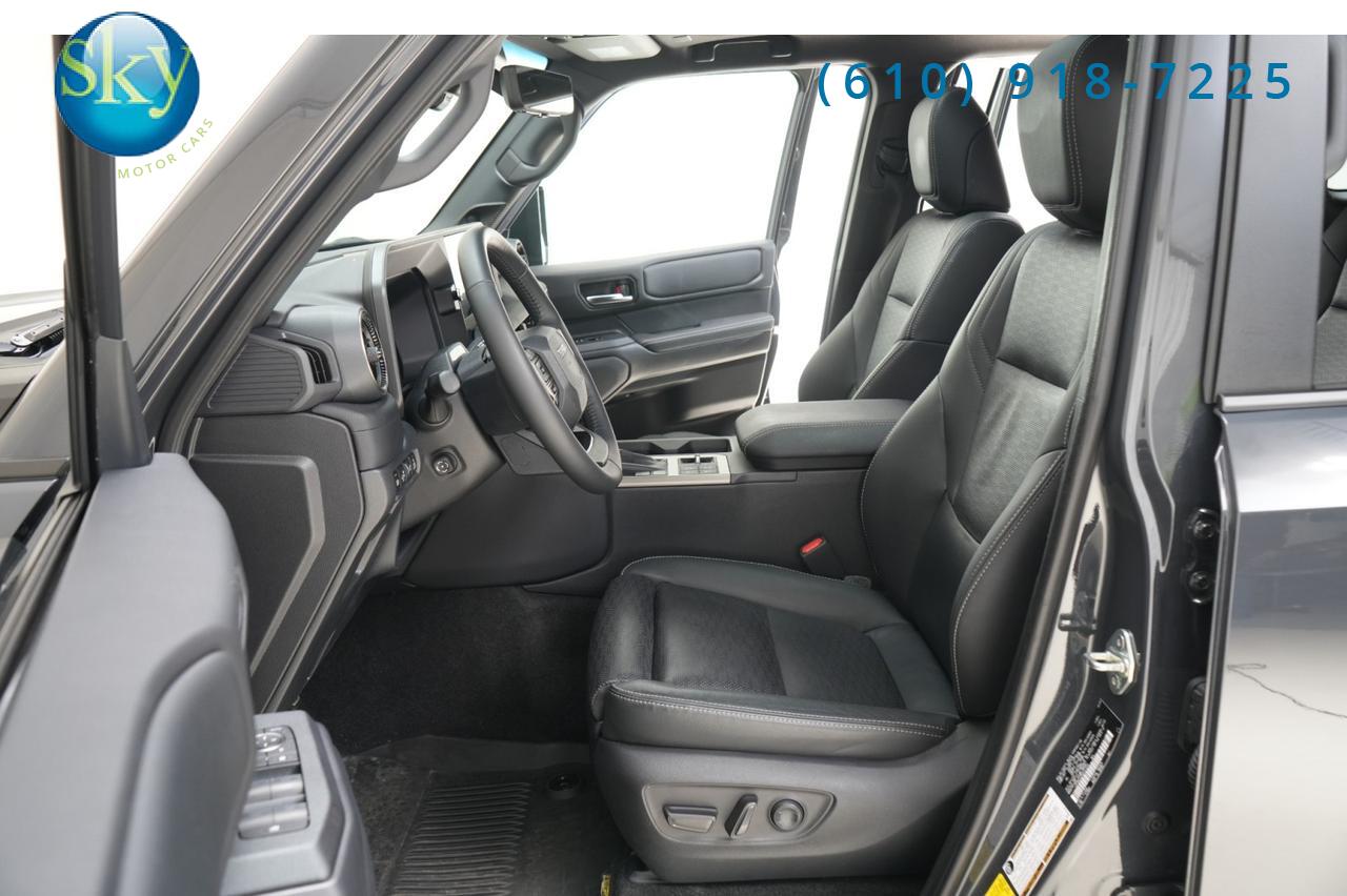 2025 Toyota Land Cruiser 4WD PREMIUM PACKAGE West Chester PA