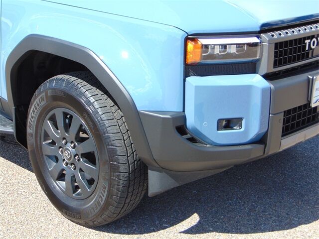 2025 Toyota Land Cruiser Base Santa Fe NM
