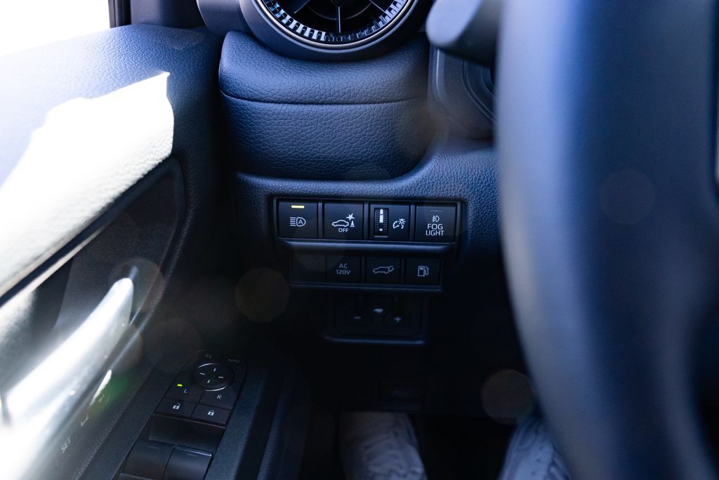 2025 Toyota Land Cruiser Base Milwaukie OR