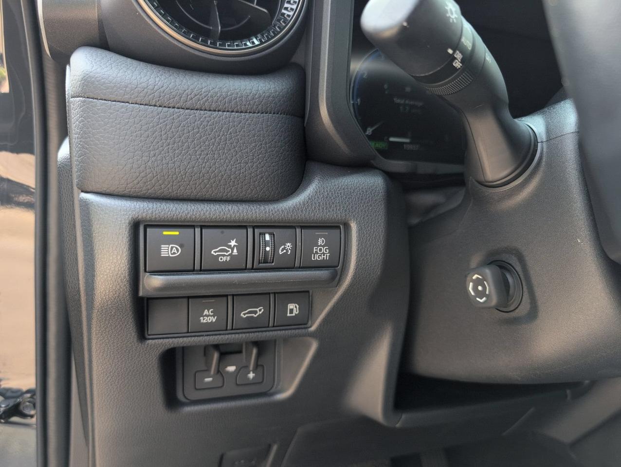 2025 Toyota Land Cruiser Base San Antonio TX