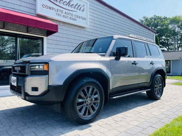 2025 Toyota Land Cruiser Premium