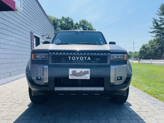 2025 Toyota Land Cruiser Premium