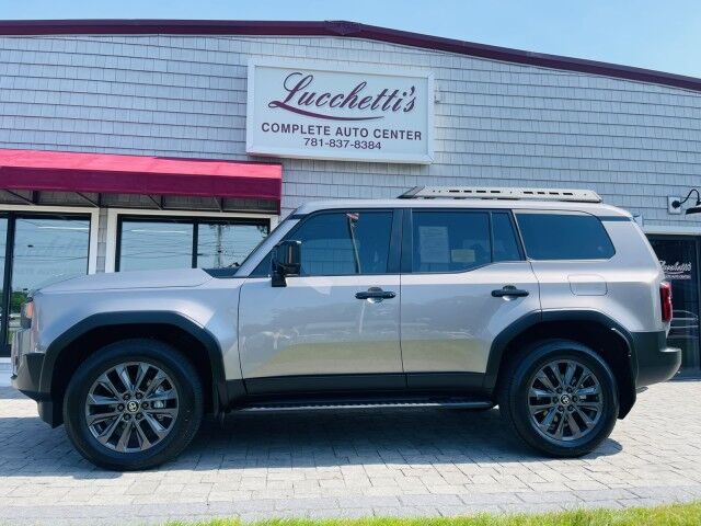 2025 Toyota Land Cruiser Premium