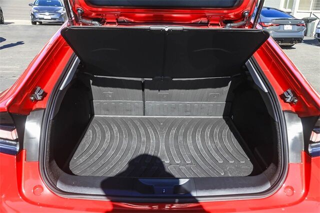 2025 Toyota Prius Plug-In Hybrid SE Glendale CA