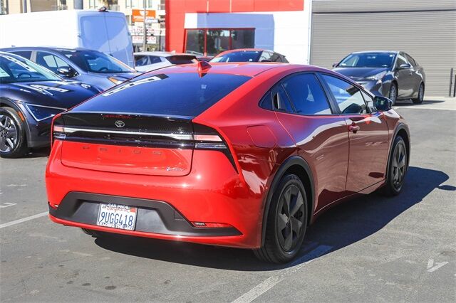 2025 Toyota Prius Plug-In Hybrid SE Glendale CA