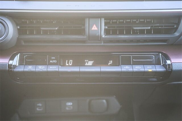 2025 Toyota Prius Plug-In Hybrid SE Glendale CA