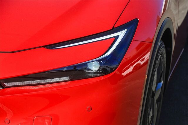 2025 Toyota Prius Plug-In Hybrid SE Glendale CA