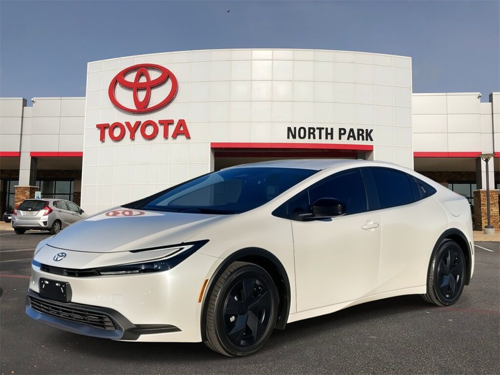 2025 Toyota Prius Plug-In Hybrid SE