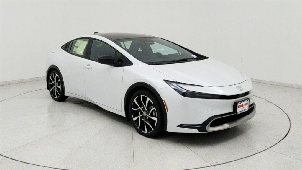 2025 Toyota Prius Plug-In Hybrid