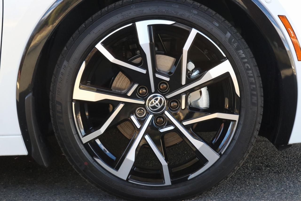 2025 Toyota Prius Plug-In Hybrid XSE Premium Fredericksburg VA