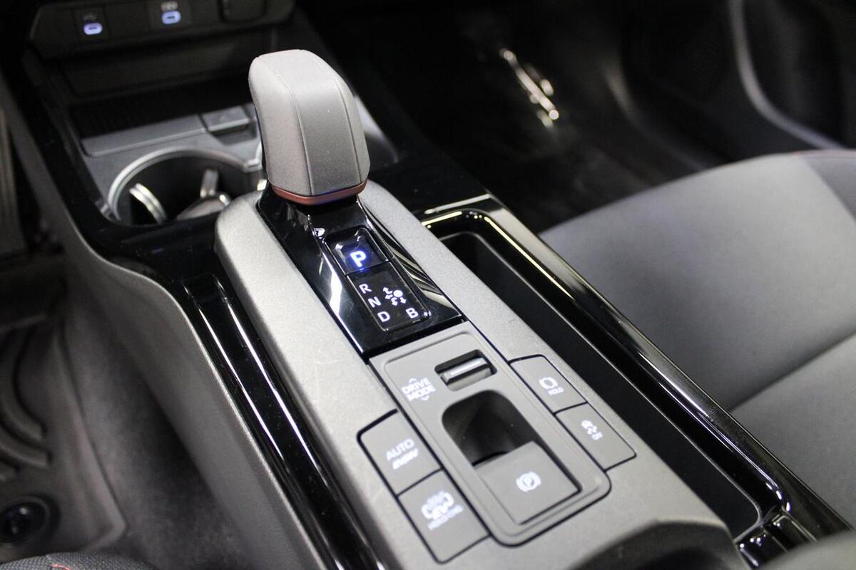 2025 Toyota Prius Plug-in  Dublin CA