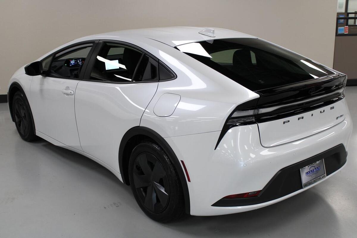 2025 Toyota Prius Plug-in  Dublin CA