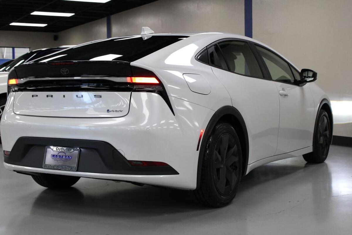 2025 Toyota Prius Plug-in  Dublin CA