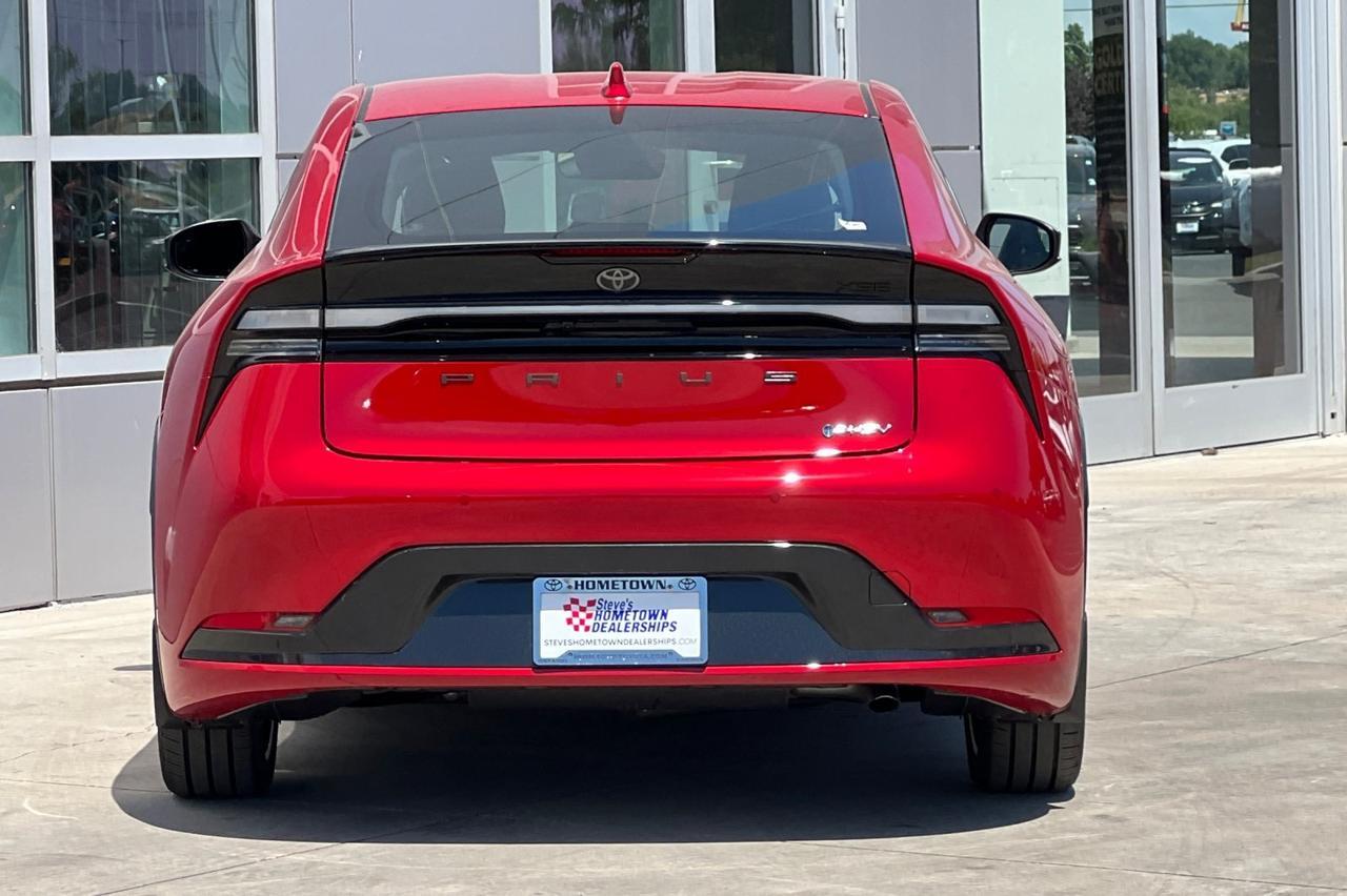 2025 Toyota Prius Plug-in Ontario OR