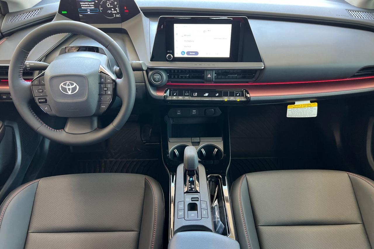 2025 Toyota Prius Plug-in Ontario OR
