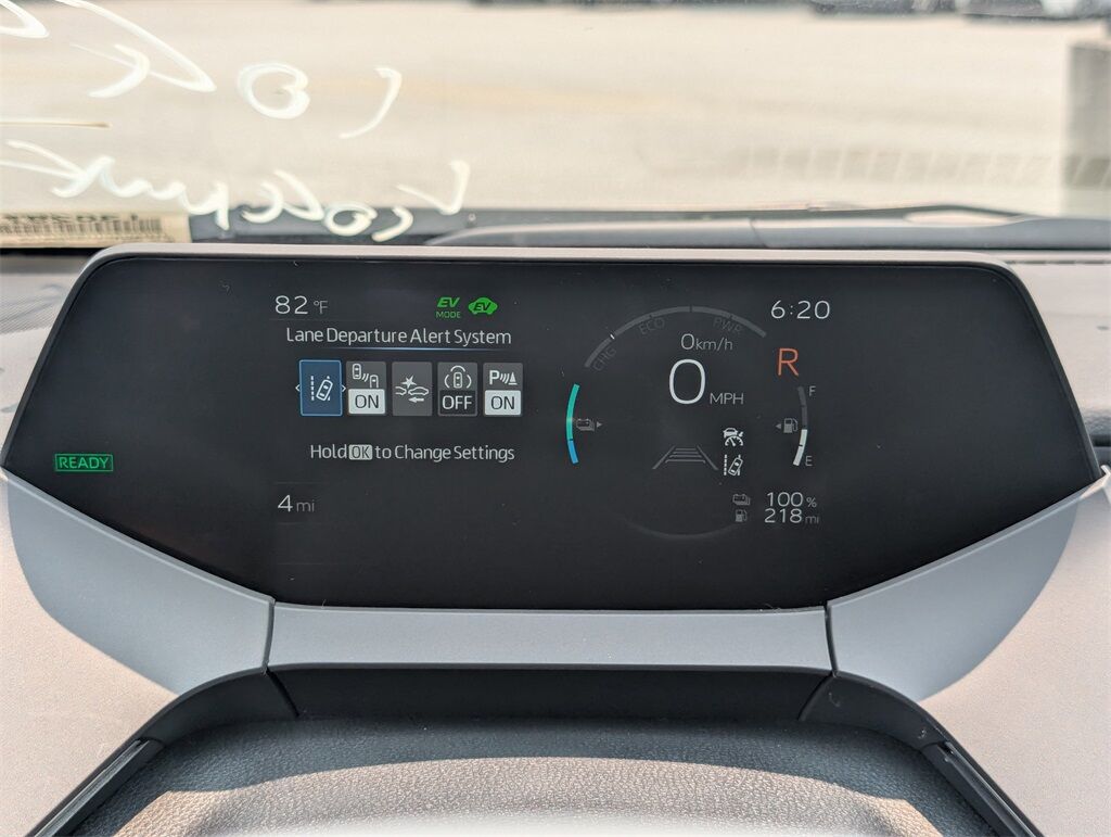 2025 Toyota Prius Plug-in