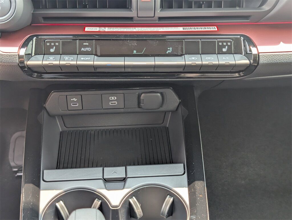 2025 Toyota Prius Plug-in