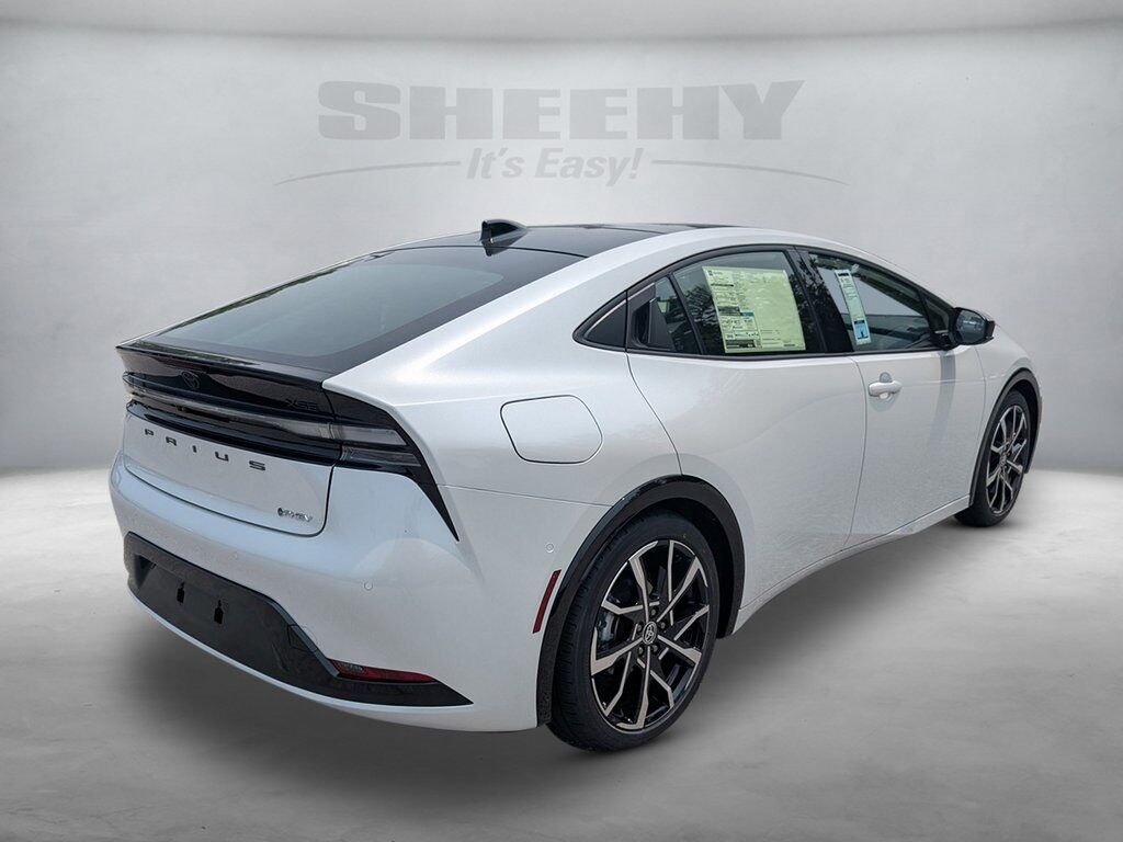 2025 Toyota Prius Plug-in