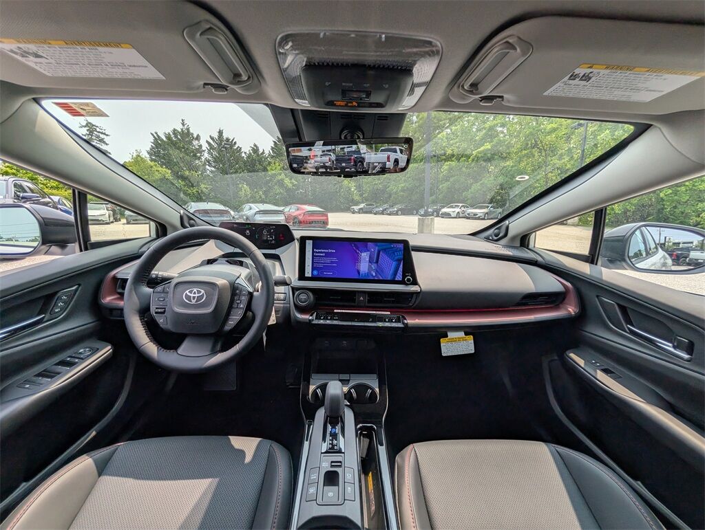 2025 Toyota Prius Plug-in