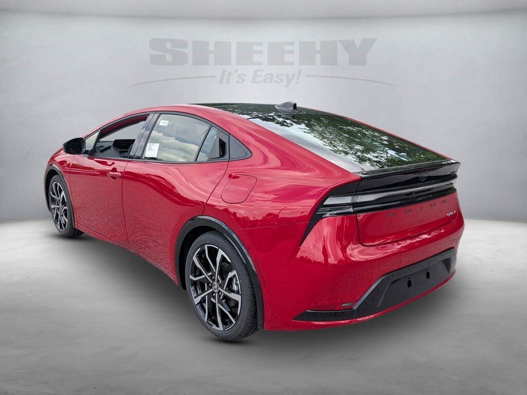2025 Toyota Prius Plug-in