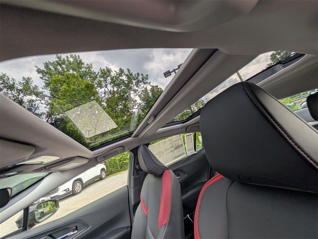 2025 Toyota Prius Plug-in
