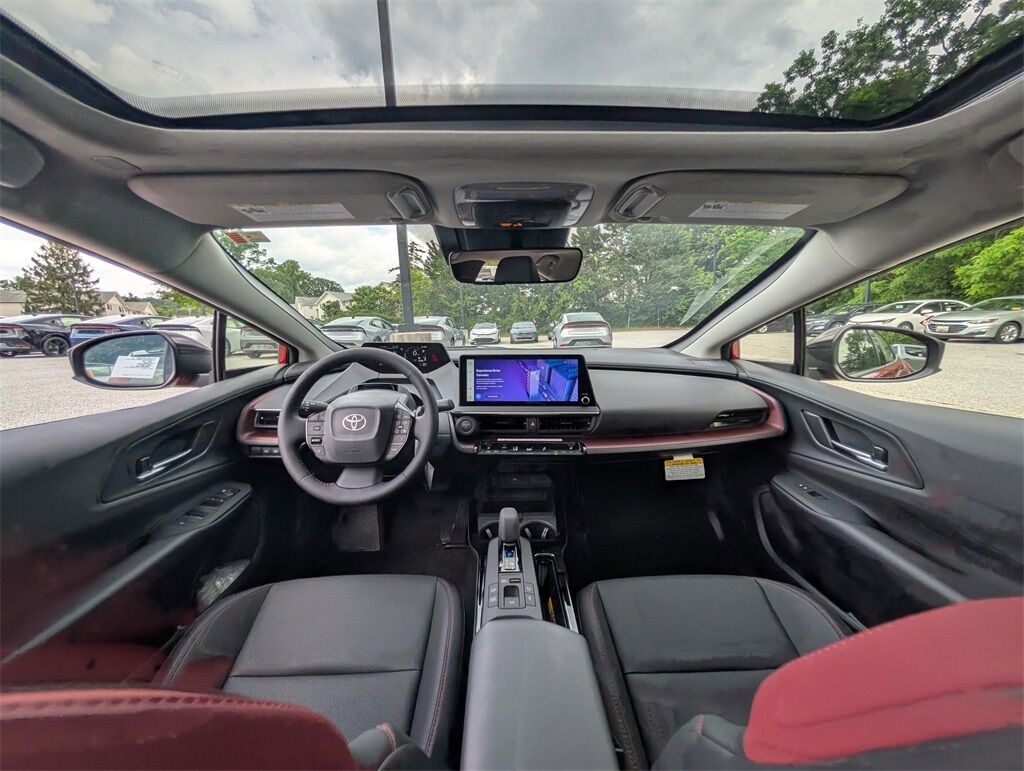 2025 Toyota Prius Plug-in