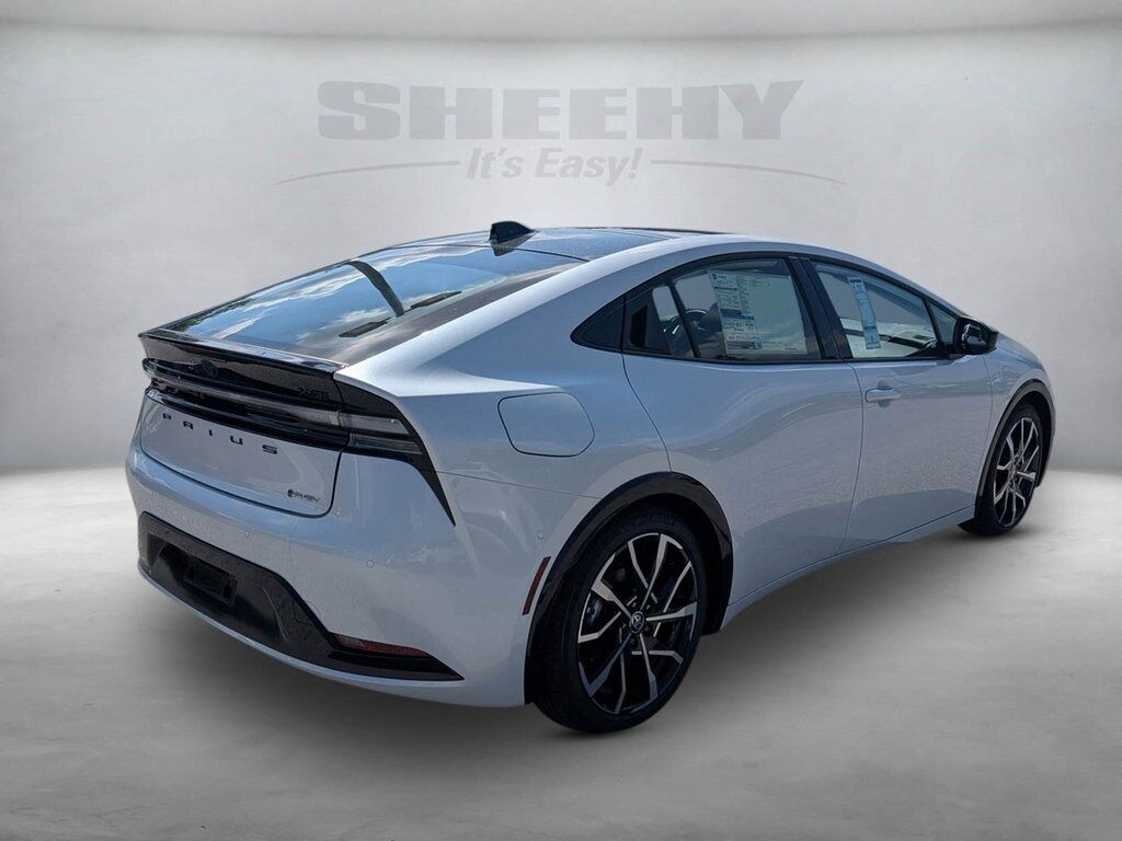 2025 Toyota Prius Plug-in