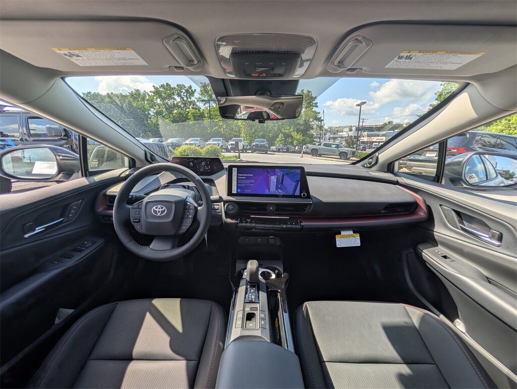 2025 Toyota Prius Plug-in