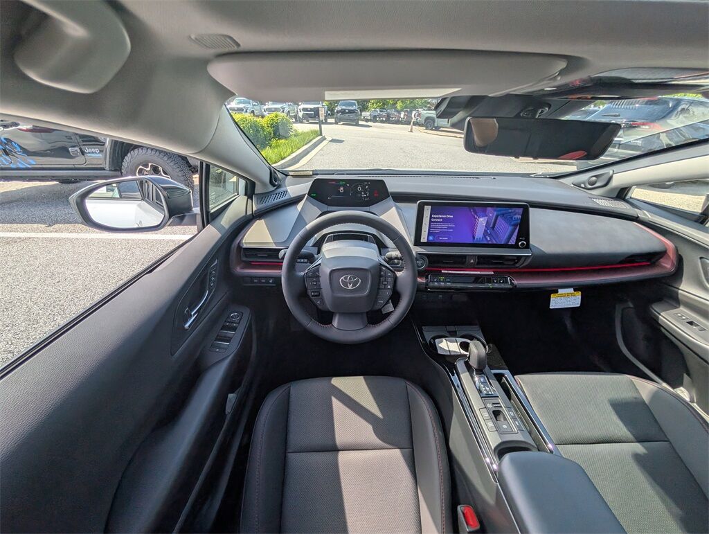 2025 Toyota Prius Plug-in