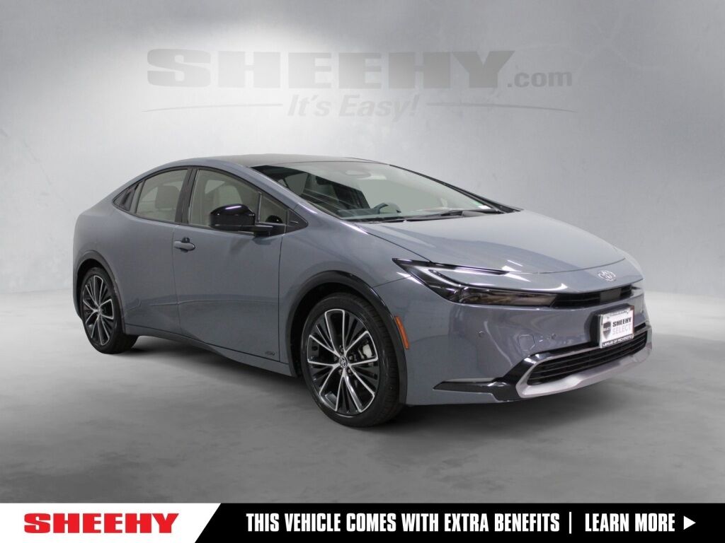 2025 Toyota Prius XLE
