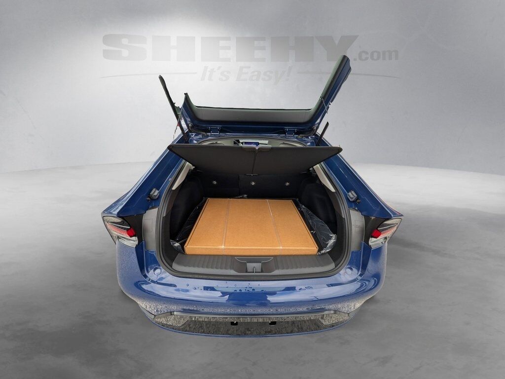 2025 Toyota Prius XLE