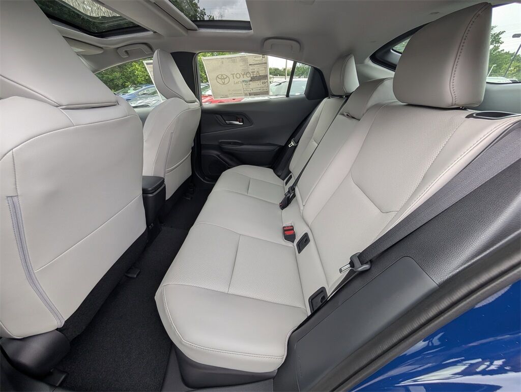 2025 Toyota Prius XLE