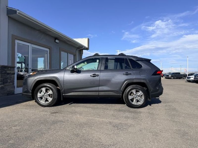 2025 Toyota RAV4 Hybrid Hybrid XLE