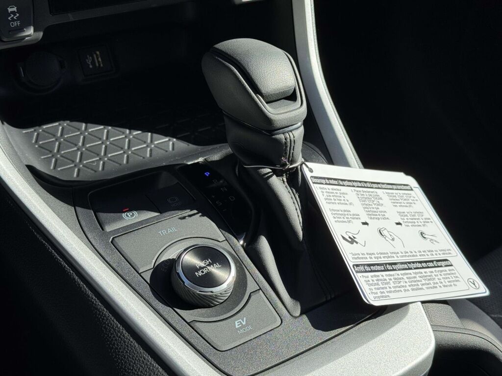 2025 Toyota RAV4 Hybrid Hybrid XLE Fredericksburg VA