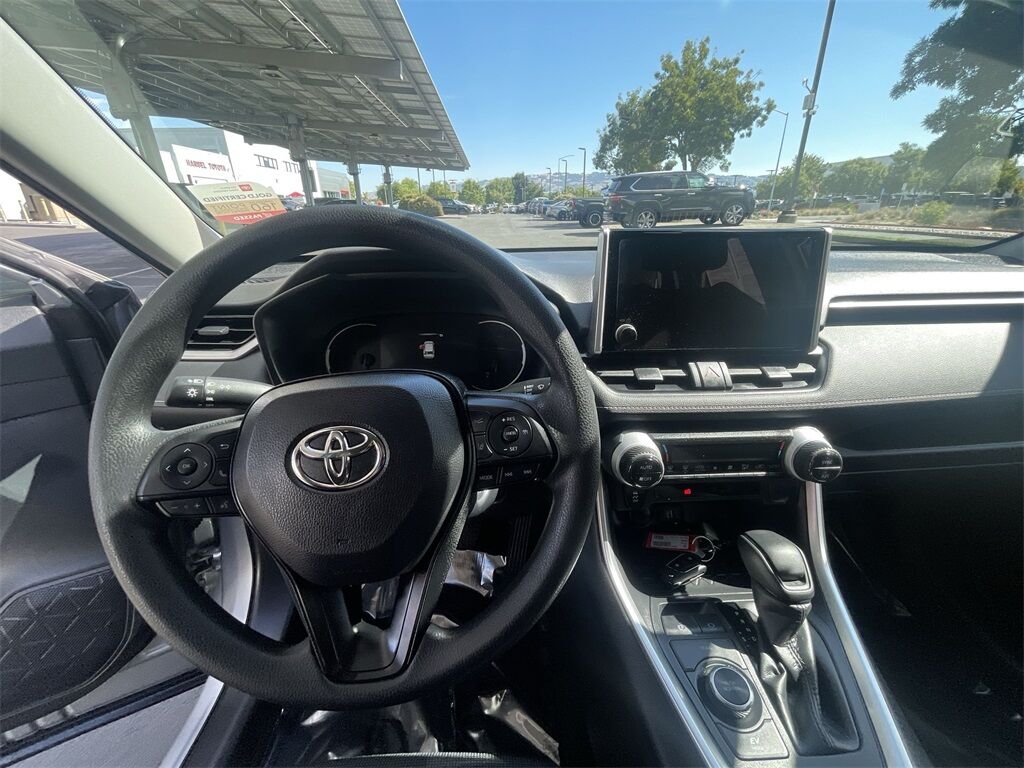 2025 Toyota RAV4 Hybrid LE Petaluma CA