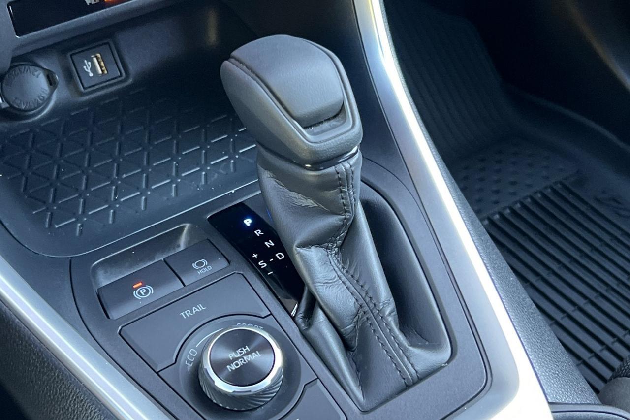2025 Toyota RAV4 Hybrid LE Roseville CA