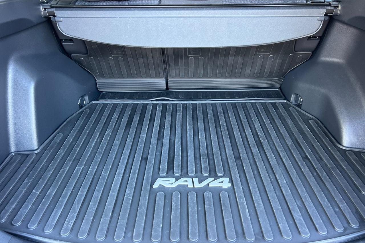 2025 Toyota RAV4 Hybrid LE Roseville CA