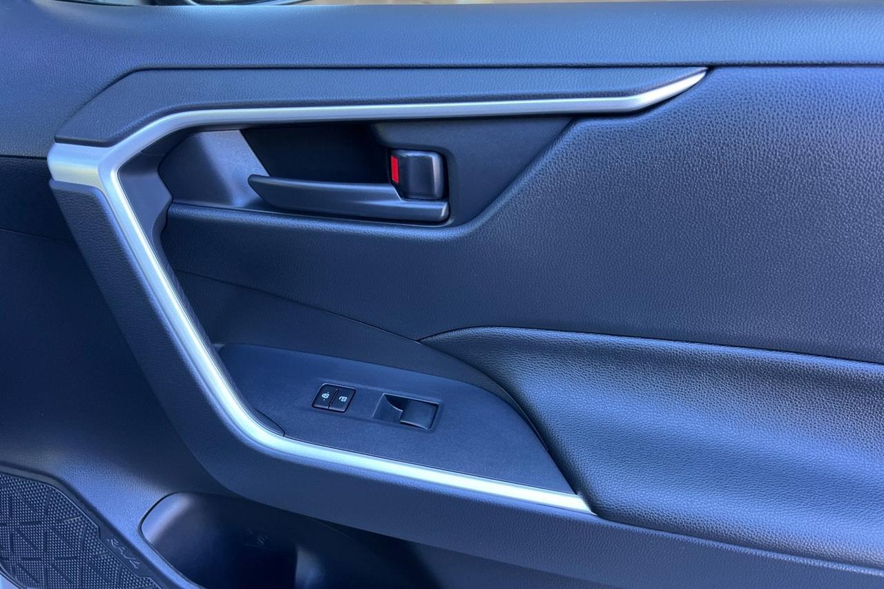 2025 Toyota RAV4 Hybrid LE Roseville CA